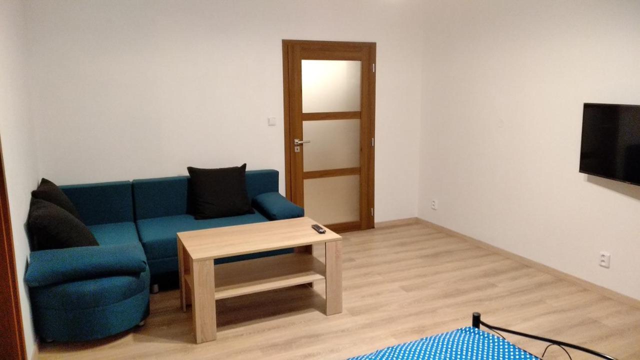 Apartmany Kukacci Hnizdo Benesov nad Ploucnici ภายนอก รูปภาพ