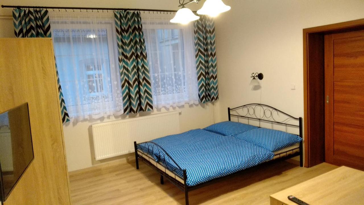Apartmany Kukacci Hnizdo Benesov nad Ploucnici ภายนอก รูปภาพ